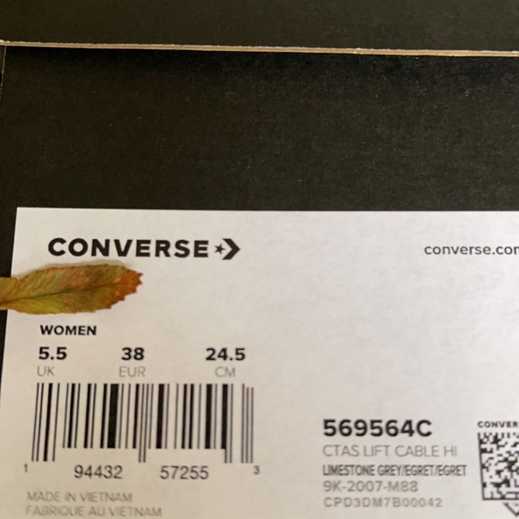 CONVERSE CTAS LIFT HI WMNS PLATFORMS - Picture 16 of 16